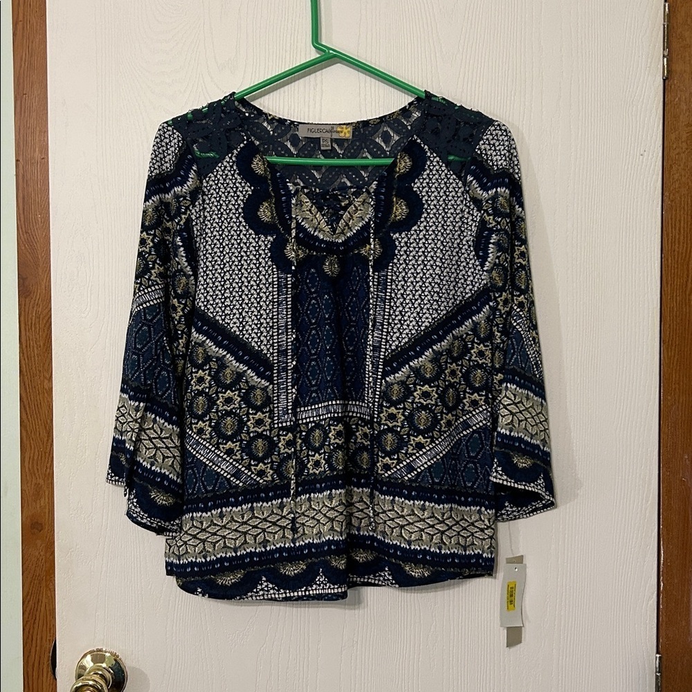 Figueroa & Flower Bohemian Patterned Blouse With Lace Details On Back Size SP